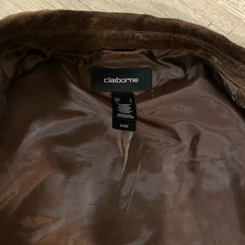 Claiborne Chocolate Brown Suede Coat - Picture 5 of 7